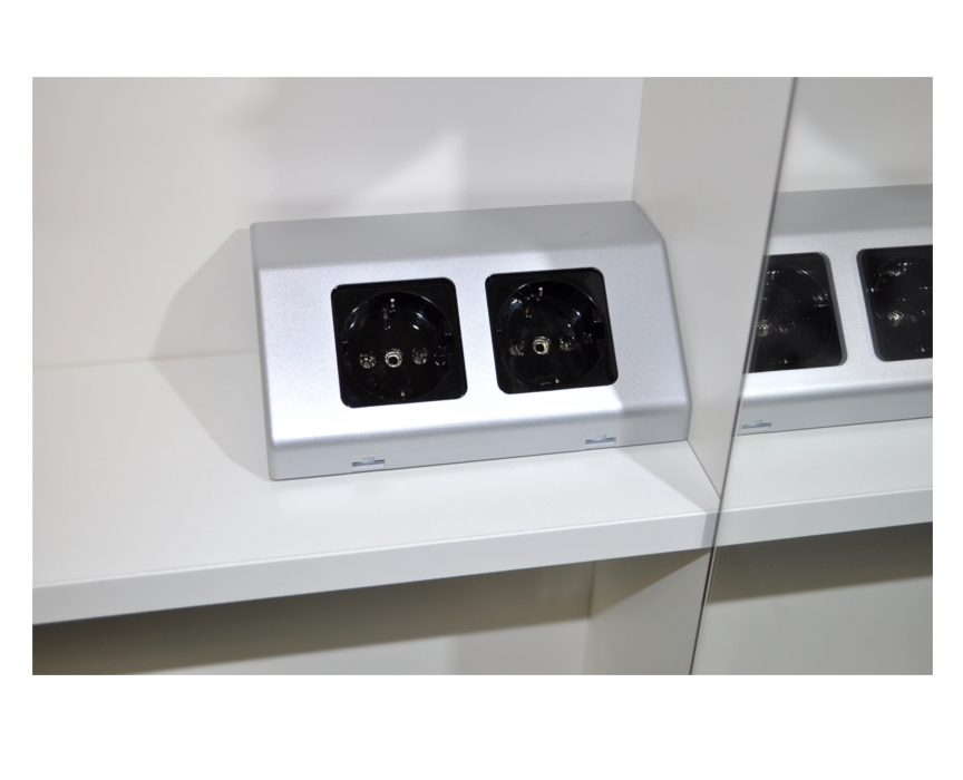 Inbouw / opbouw dubbele contactdoos zilvergrijs