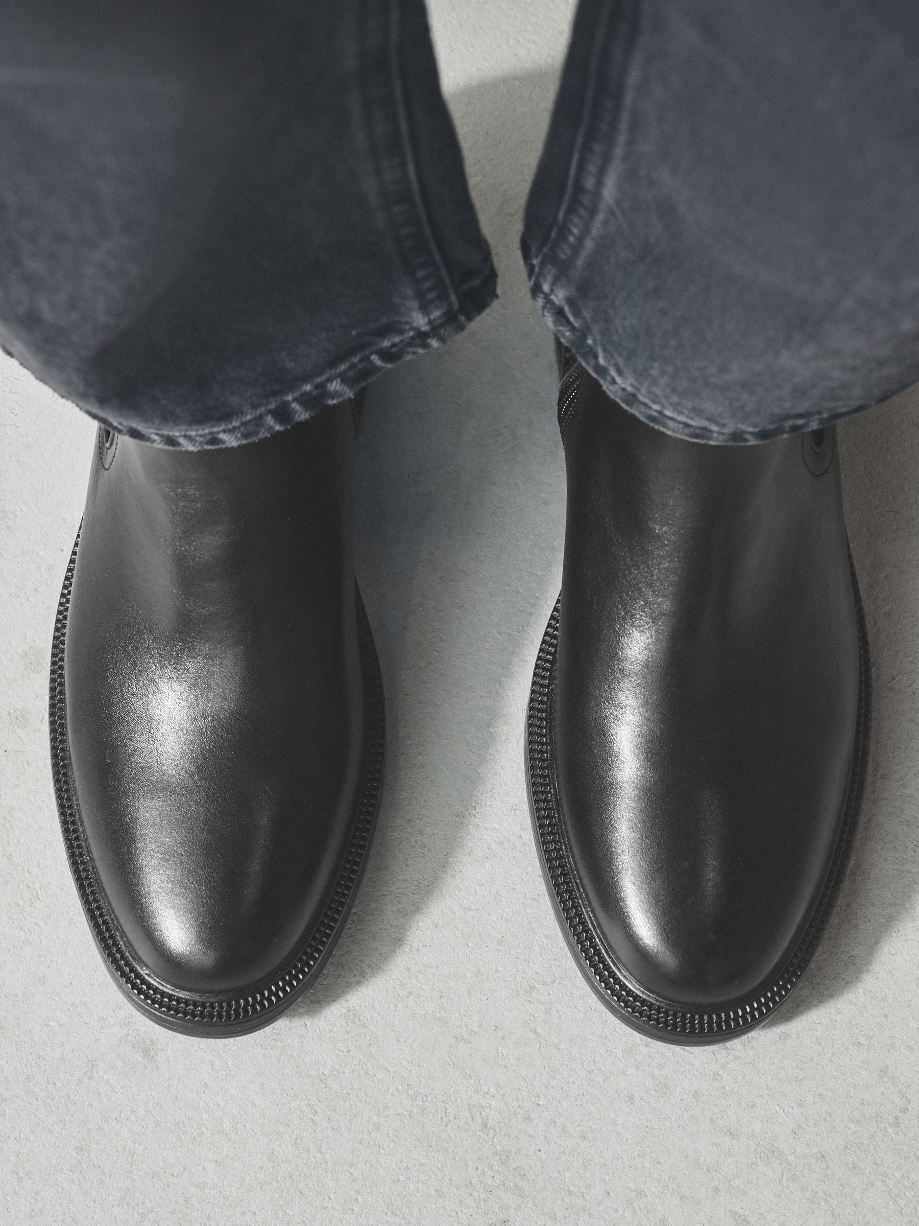 Zwart - Chelsea Boots met gesp