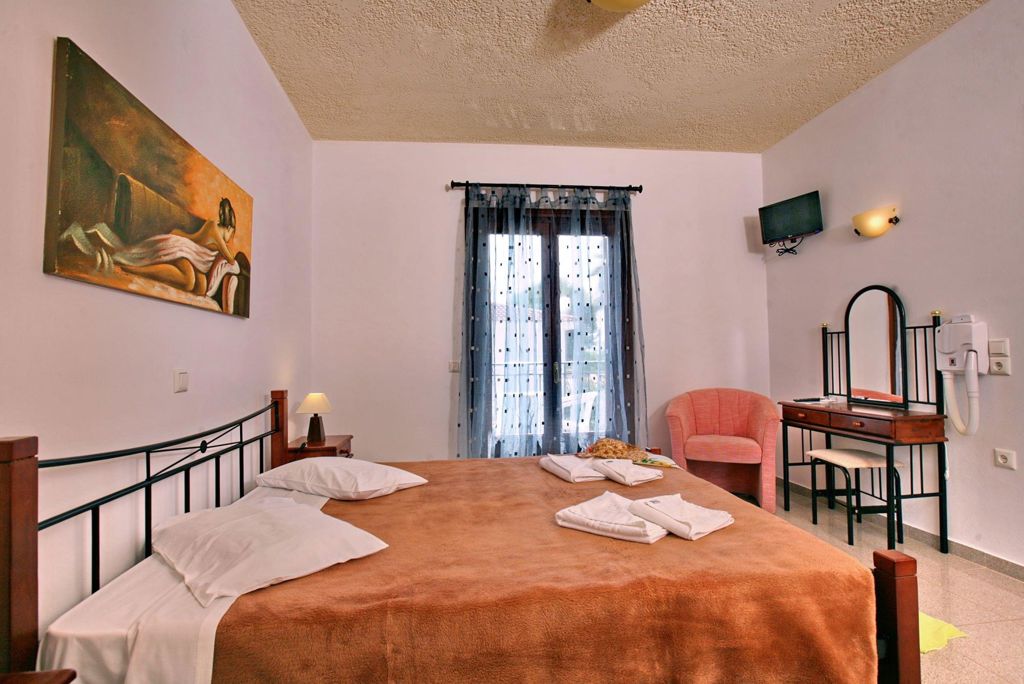 Fly & Go Pela Hotel Logies en ontbijt - Hotel