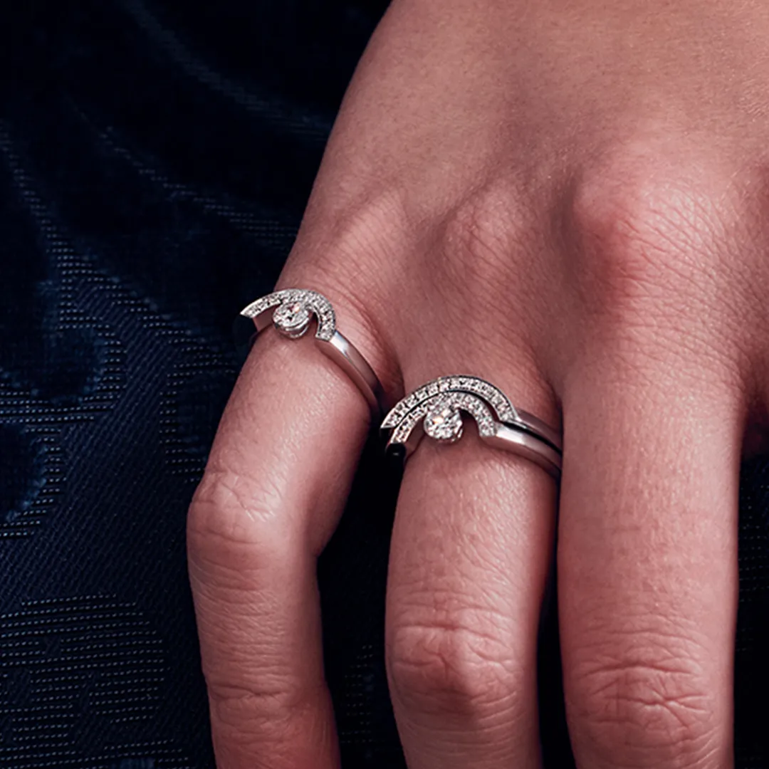 Bague Intrépide petit arc 0.25ct pavée Loyal.e