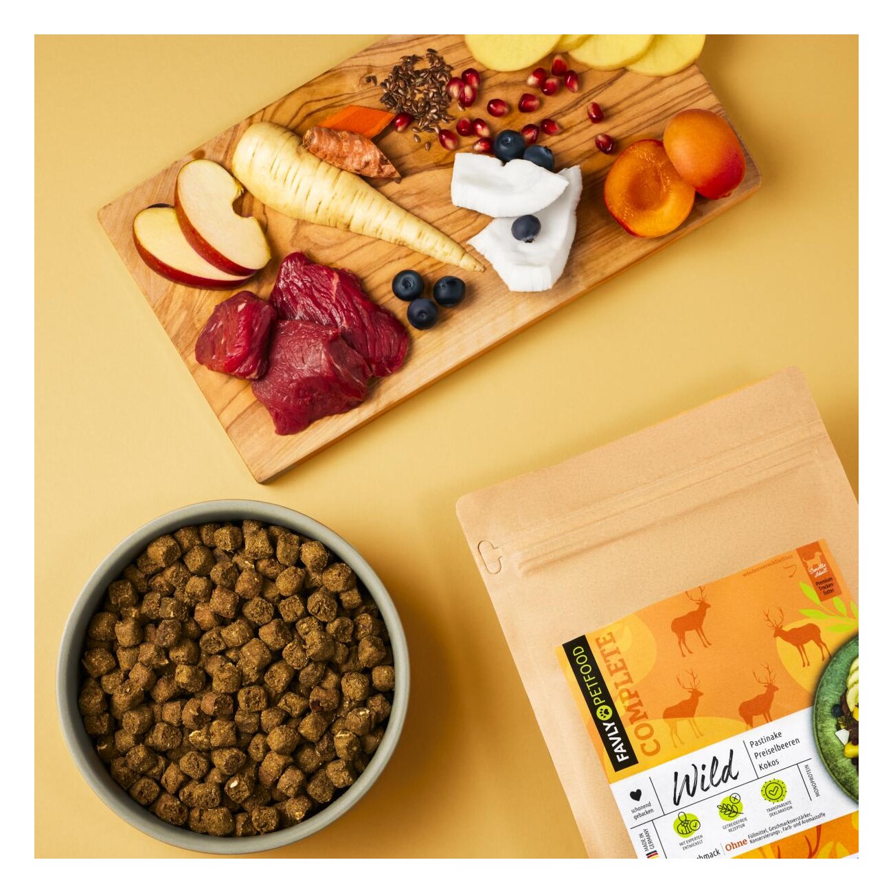 FAVLY Petfood Trockenfutter Wild mit Pastinake, Preiselbeeren & Kokos (adult) 3 kg