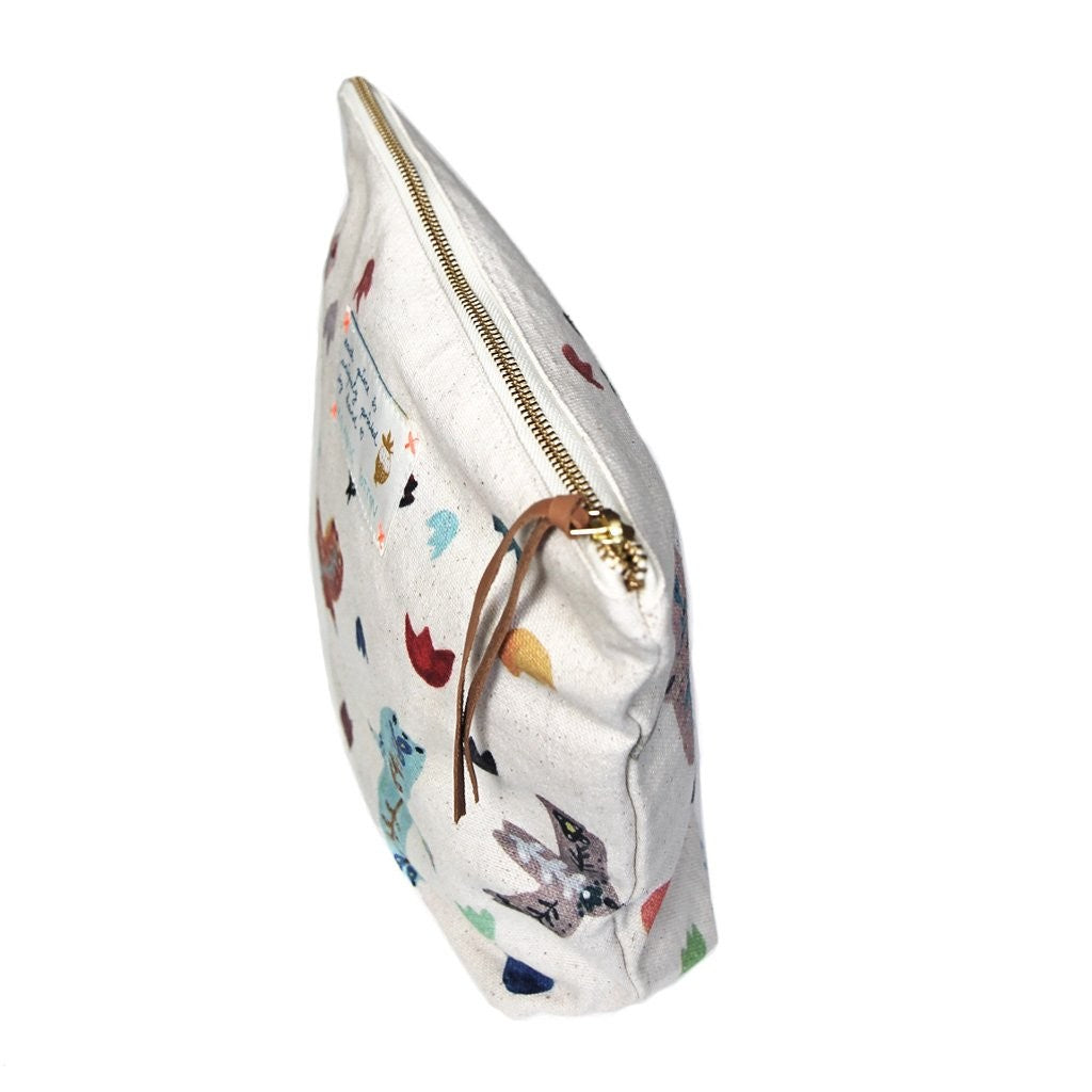 Pouch 