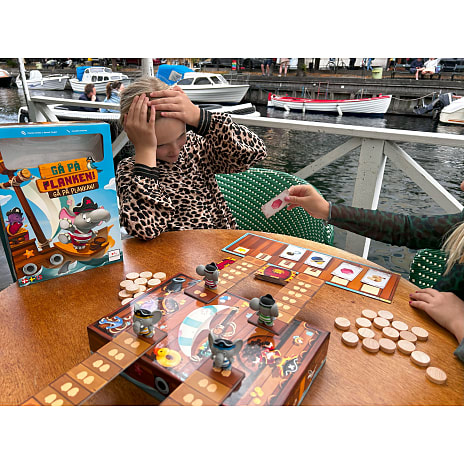 Gå på planken brætspil