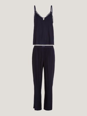Conjunto de pijama de alcinha com detalhes em renda