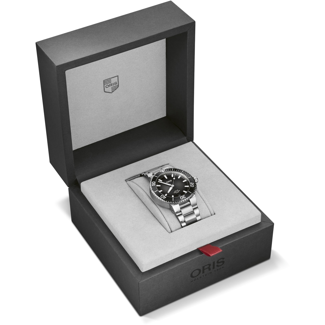Oris Aquis Date Calibre 400 Schwarz / Kautschuk Ø 41.5mm
