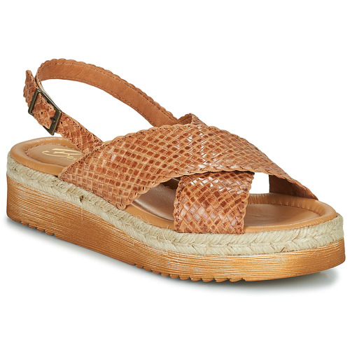 Betty London - ARAMA - camel