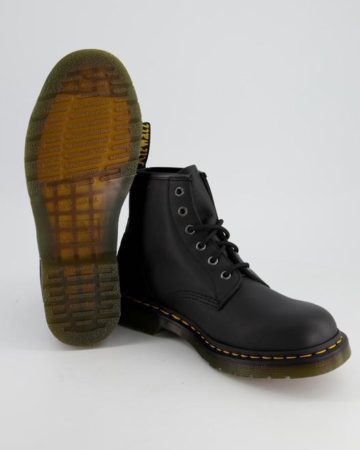 Dr. Martens 101 Stiefeletten in Schwarz