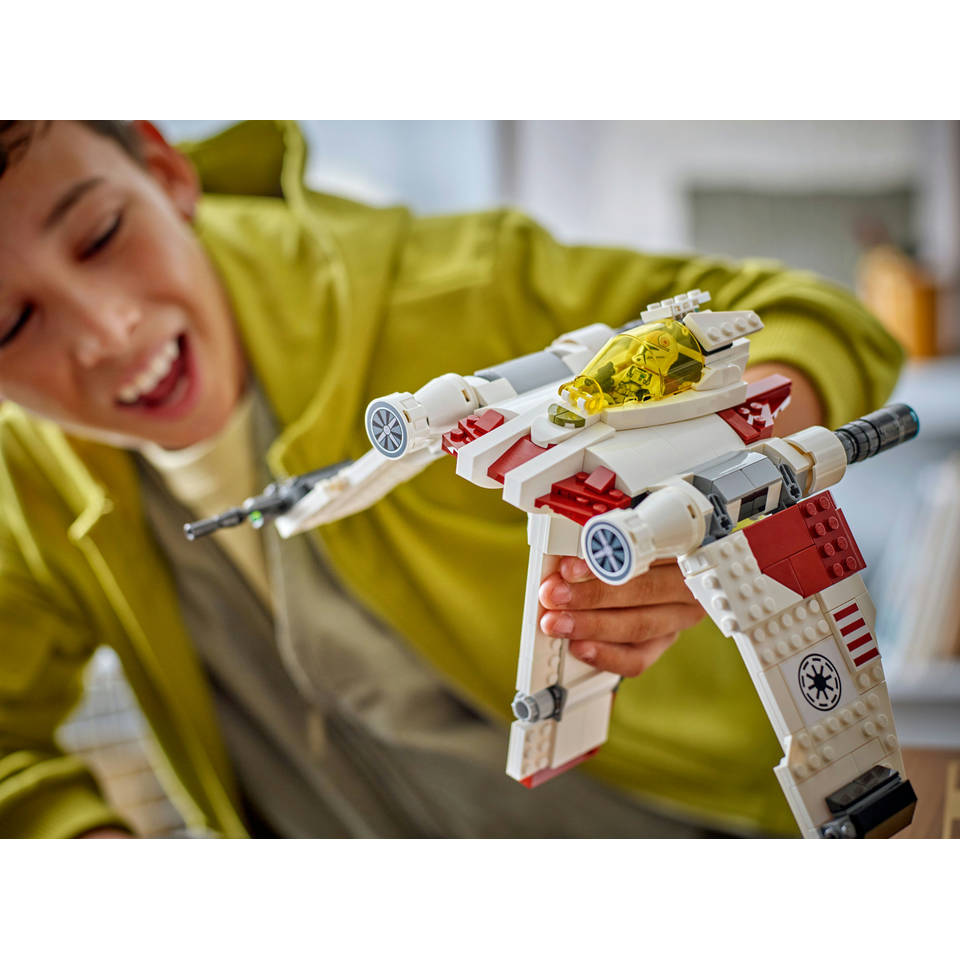 LEGO Star Wars V-19 Torrent starfighter 75432