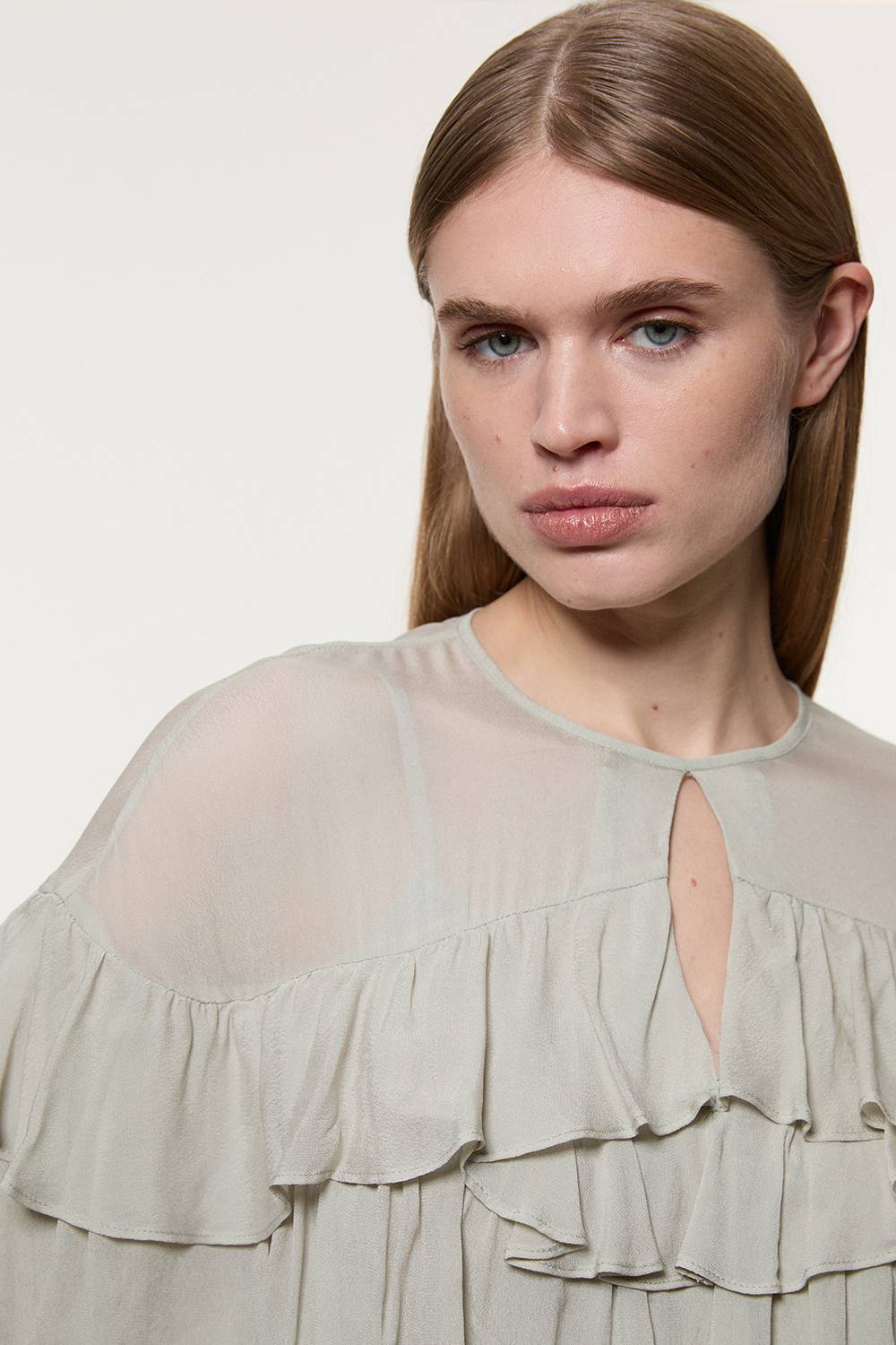 KarenMillen Blouse tissée en viscose et géorgette à volants dramatiques