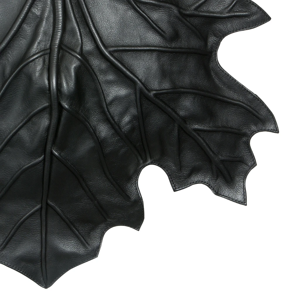 Maple Leaf Black Classic Leather