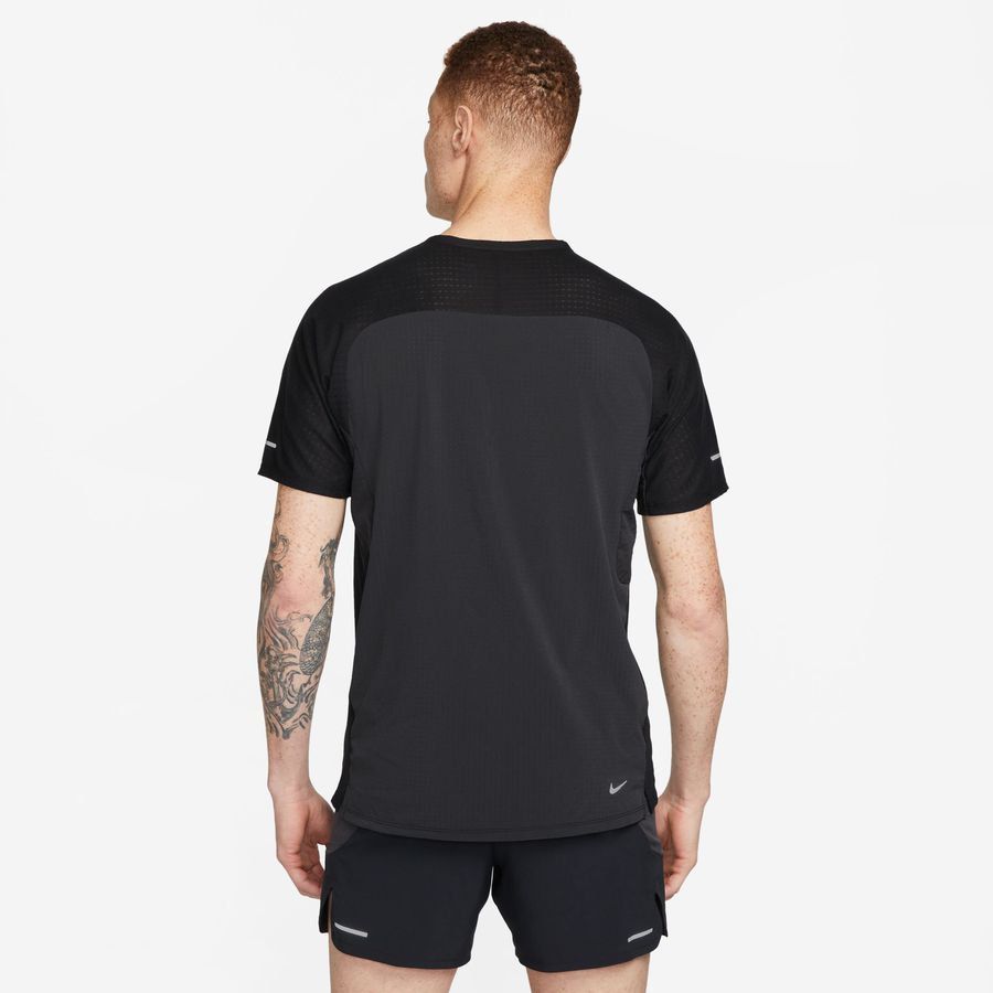 Nike Haut Running Dri-FIT Trail Solar Chase - Noir/Blanc