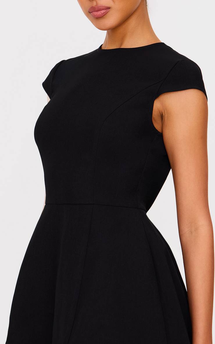 Noir Robe Droite Cintrée Mini À Manches Courtes