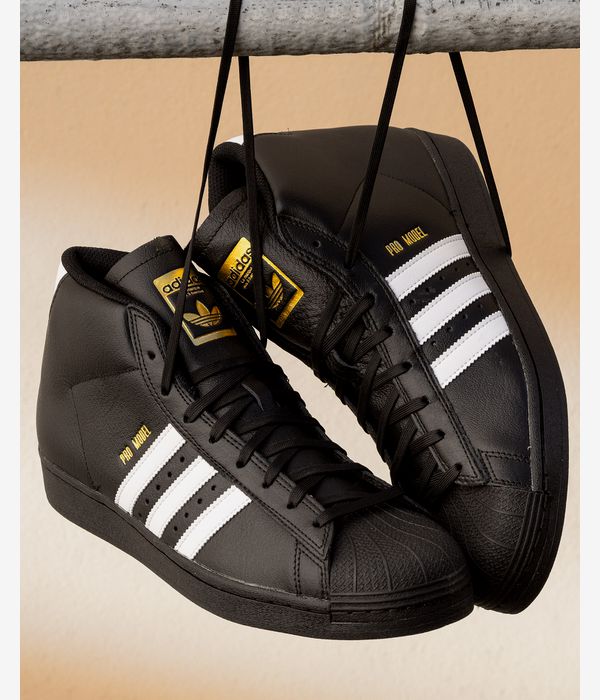 adidas Skateboarding Pro Model ADV Schuh (core black white gold)