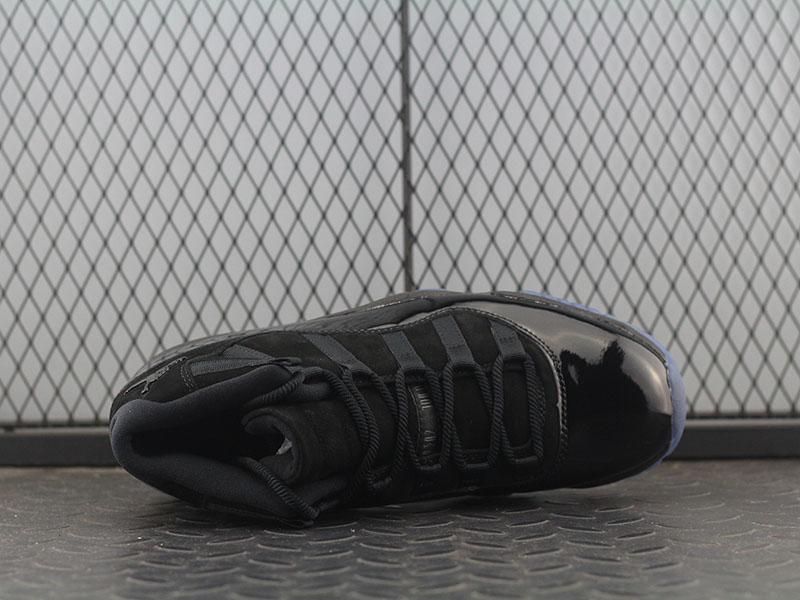 Jordan 11 Retro Cap and Gown