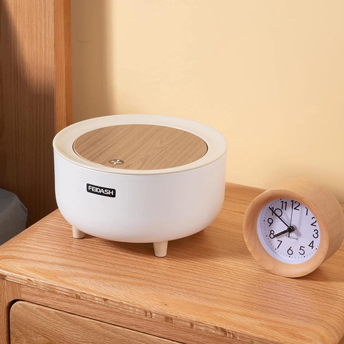 Mini Poubelle de Bureau de 2L blanc Vendos85