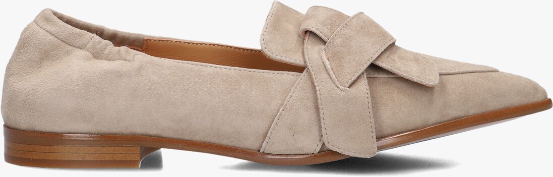 beige notre-v loafers 5672