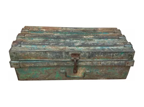 Valise en métal vert 61x32x21h