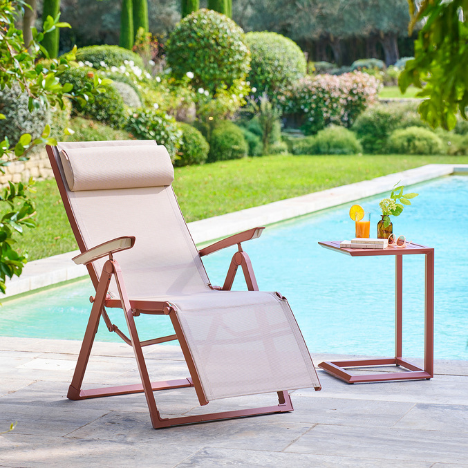 Ensemble fauteuil DECIMA + table d’appoint EVASION Acajou
