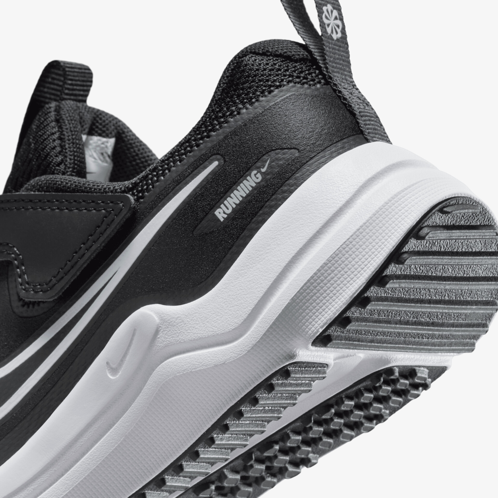Nike Cosmic Runner Kinder Sneaker Low schwarz