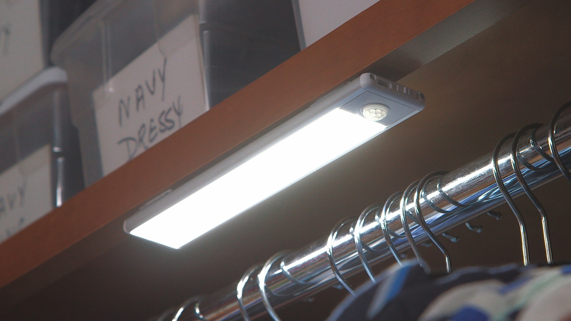 MediaShop Magnetische LED-Leiste mit Bewegungssensor / Wiederaufladbar inkl. USB-Kabel 2er Set