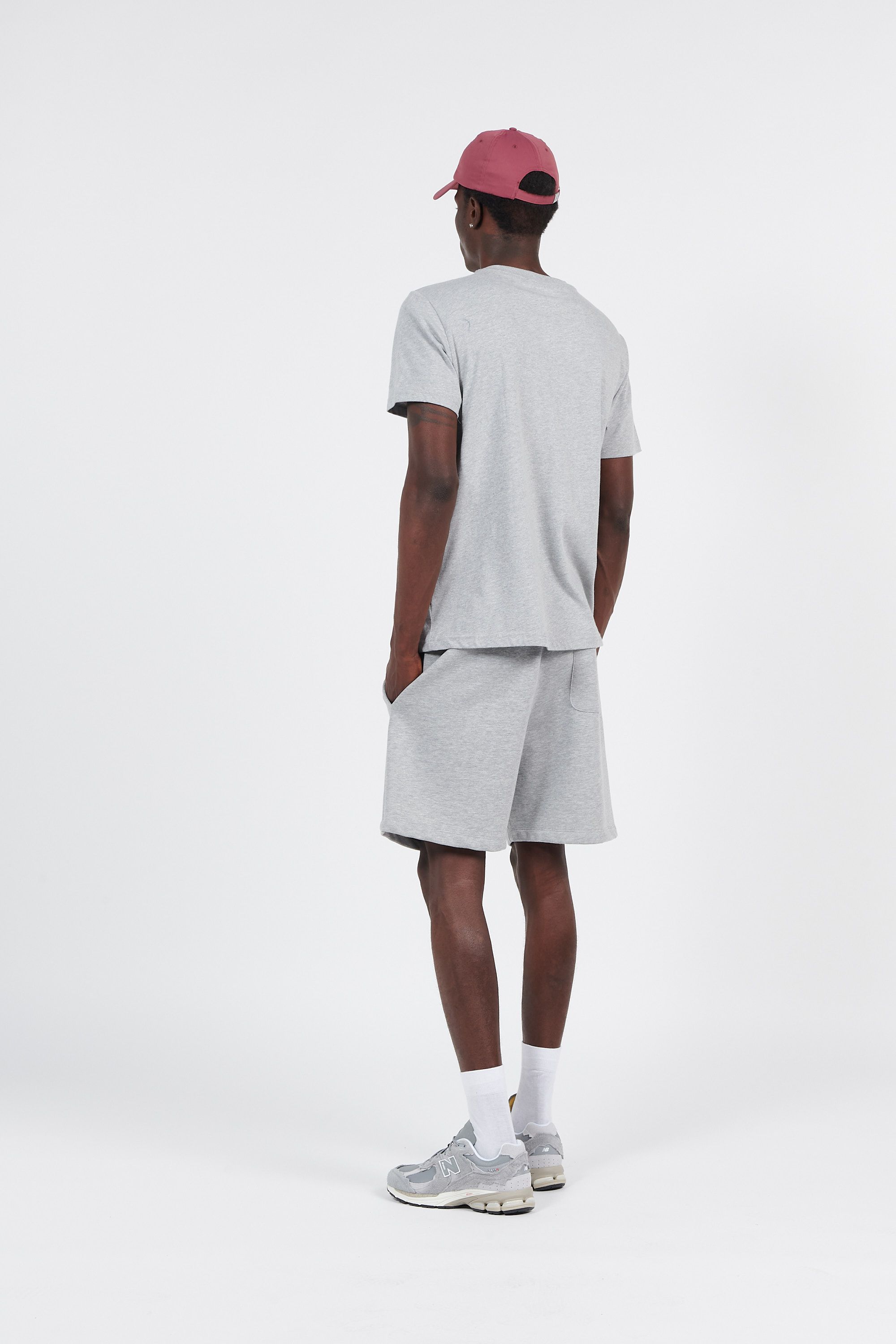 NEW BALANCE T-shirt Gris