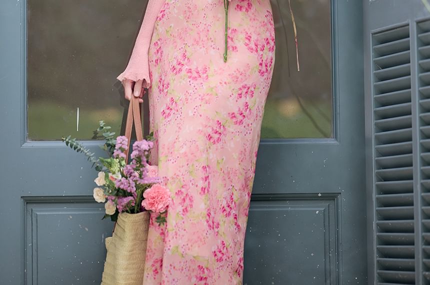 sansweet - Effen cropped vest / spaghettibandjes bloemen maxi manteljurk / set