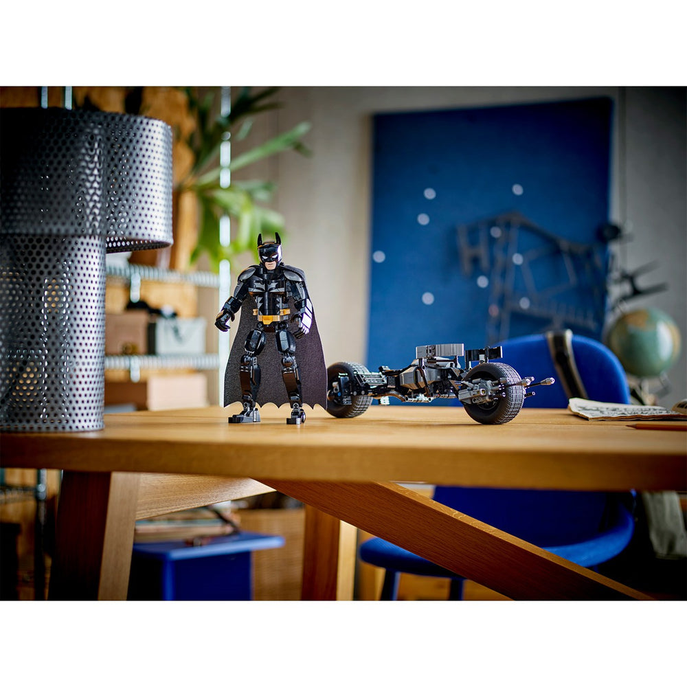 Køb LEGO® Marvel Byg selv-figur af Batman™ og Batpod-motorcyklen