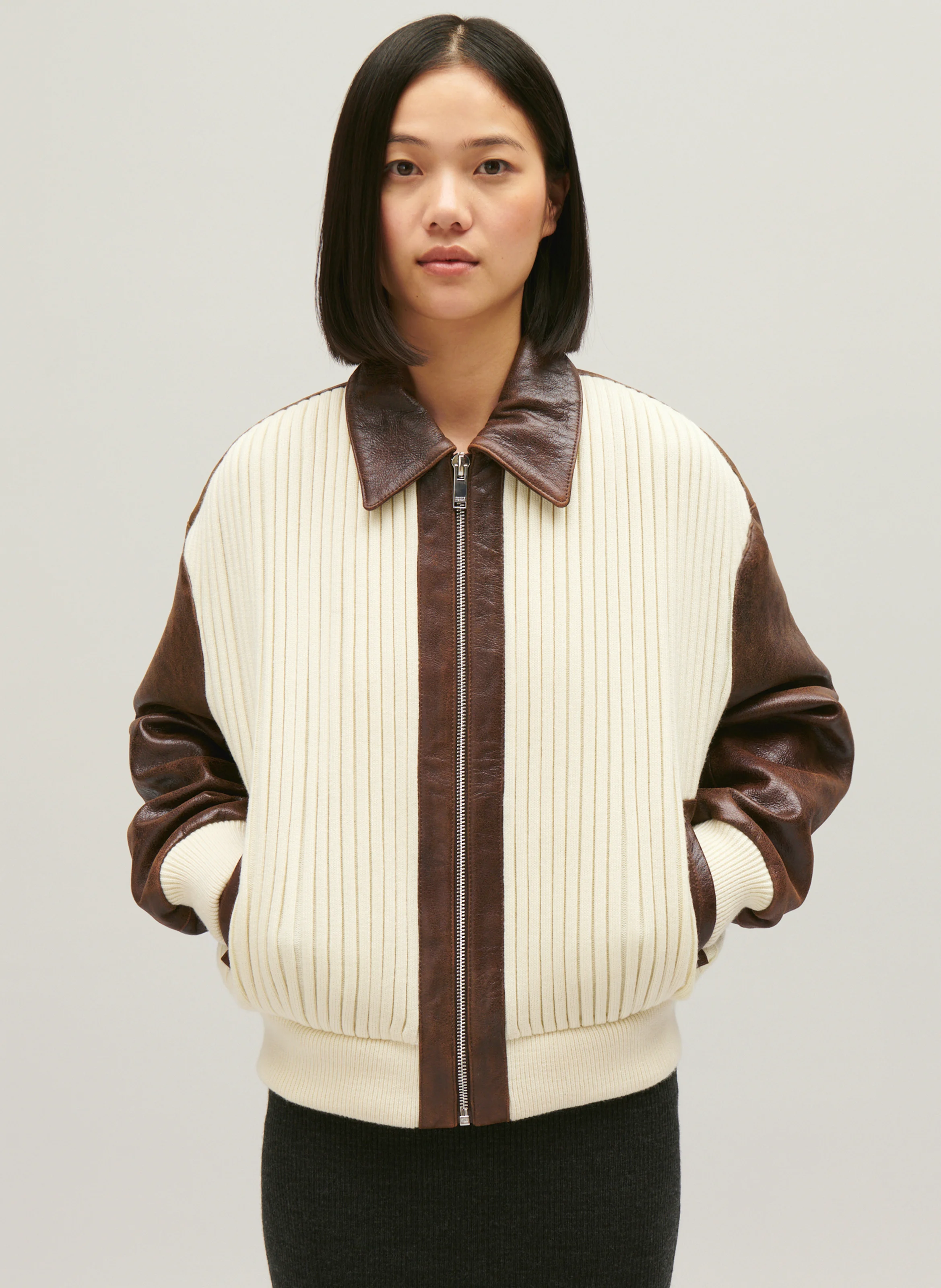Blouson court col classique en cuir d'agneau | Multicolore