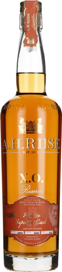 A.H. RIISE XO RESERVE SUPERIOR CASK RUM 70CL
