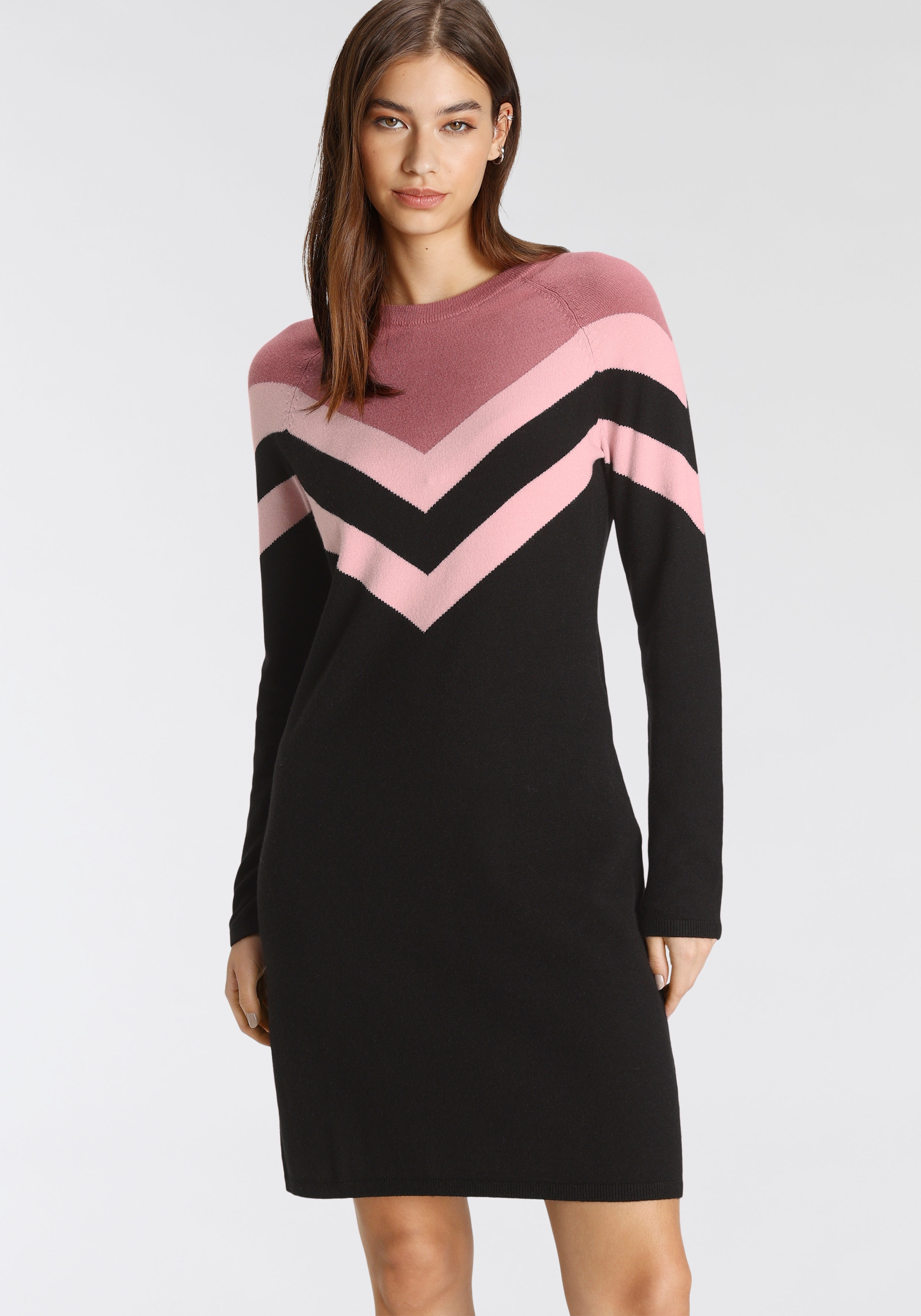 Tamaris Strickkleid lässiger Look mit Rundhalsausschnitt