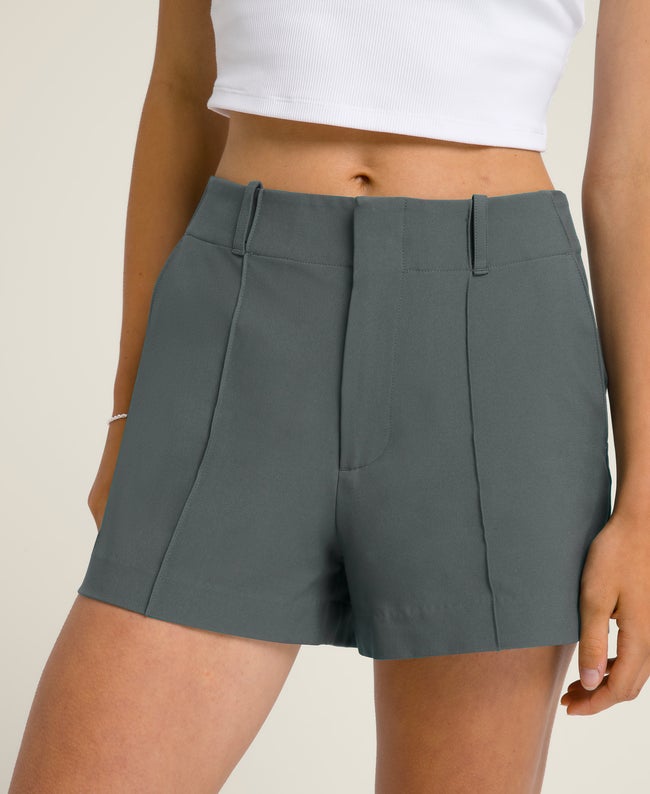 Pintuck Short