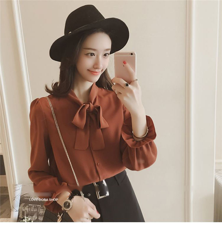 Cossita - Blouse met strikaccent van chiffon