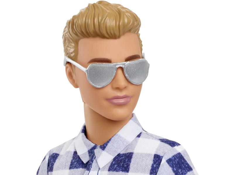 Barbie Puppe Camping Ken Campingspass mit Ken