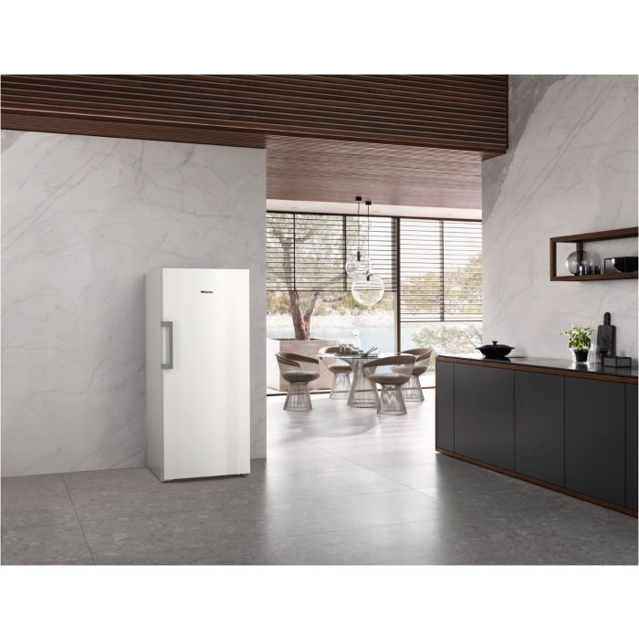 Miele Gefrierschrank FN 4748 D ws Weiß