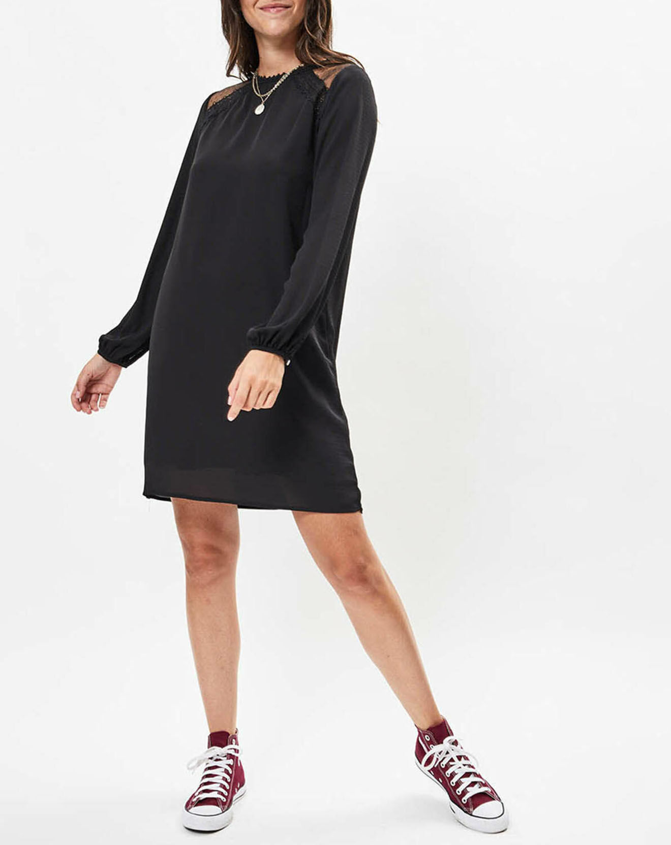 Molly Bracken Robe Woven broderie noire