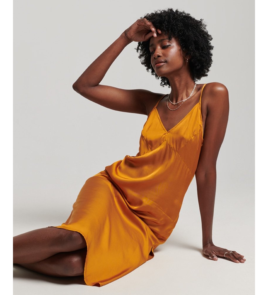 Vestido midi amarelo de cetim com alças da Superdry