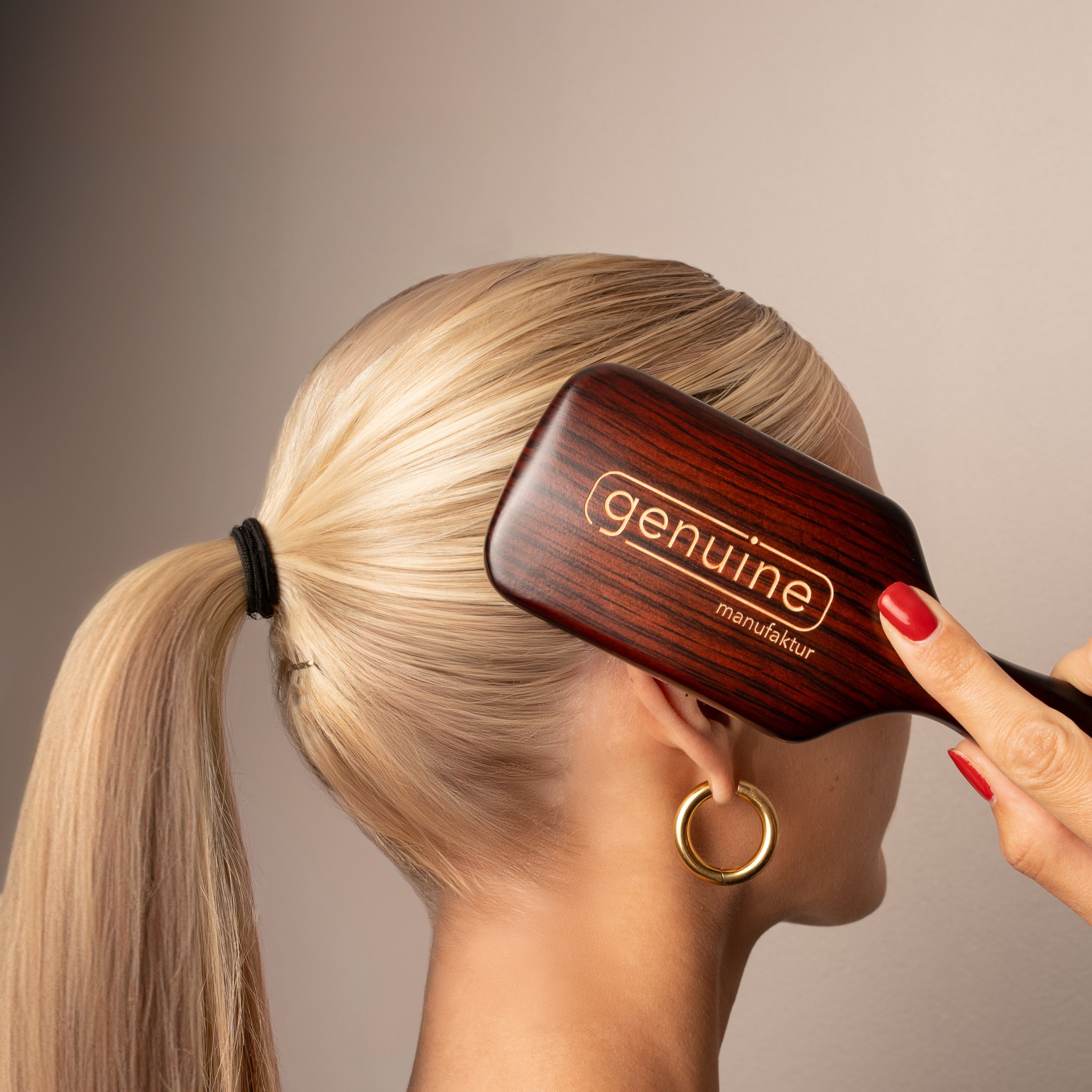 genuine haircare - CARE BRUSH