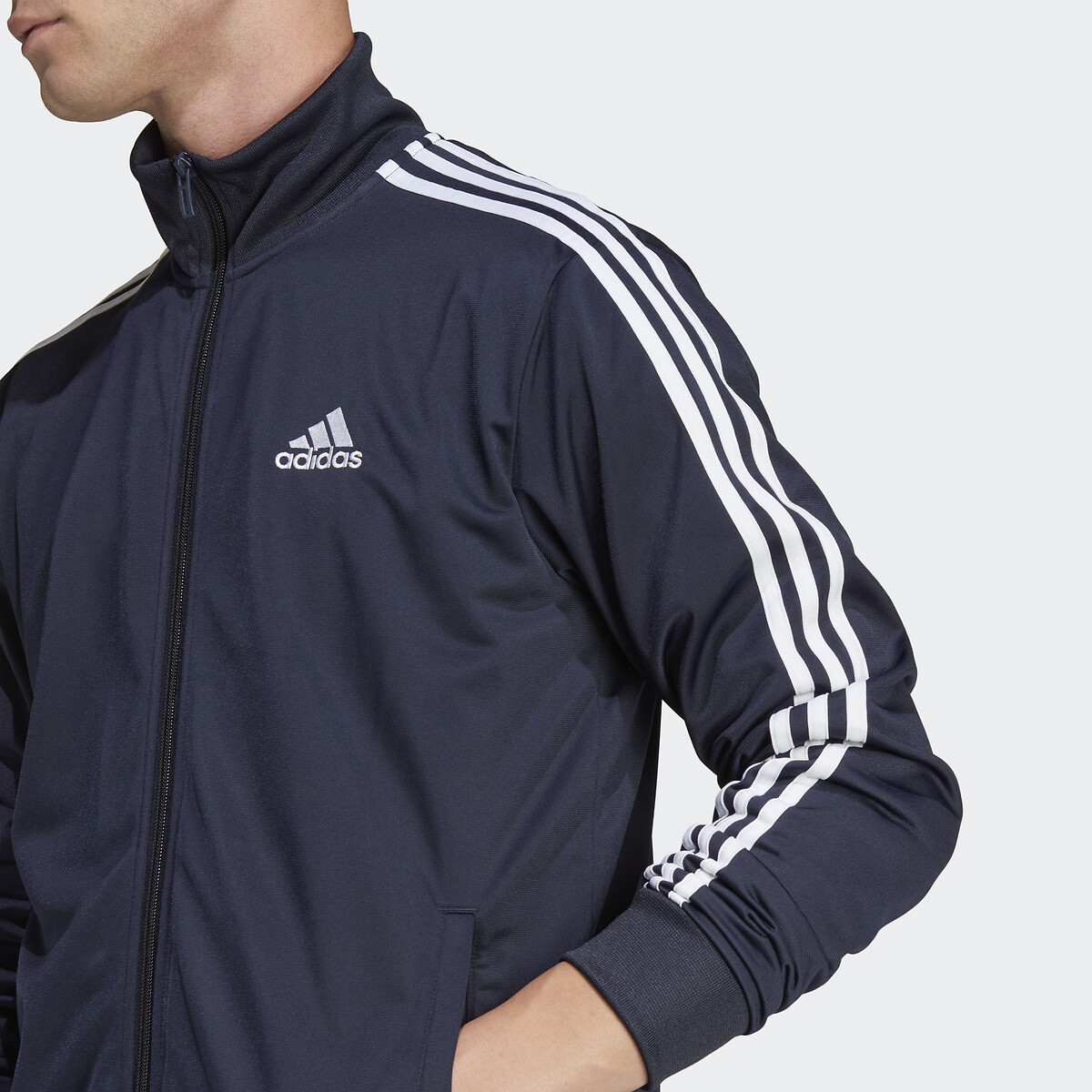 Roupa esportiva Adidas<br>Conjunto esportivo de tricô com 3 listras