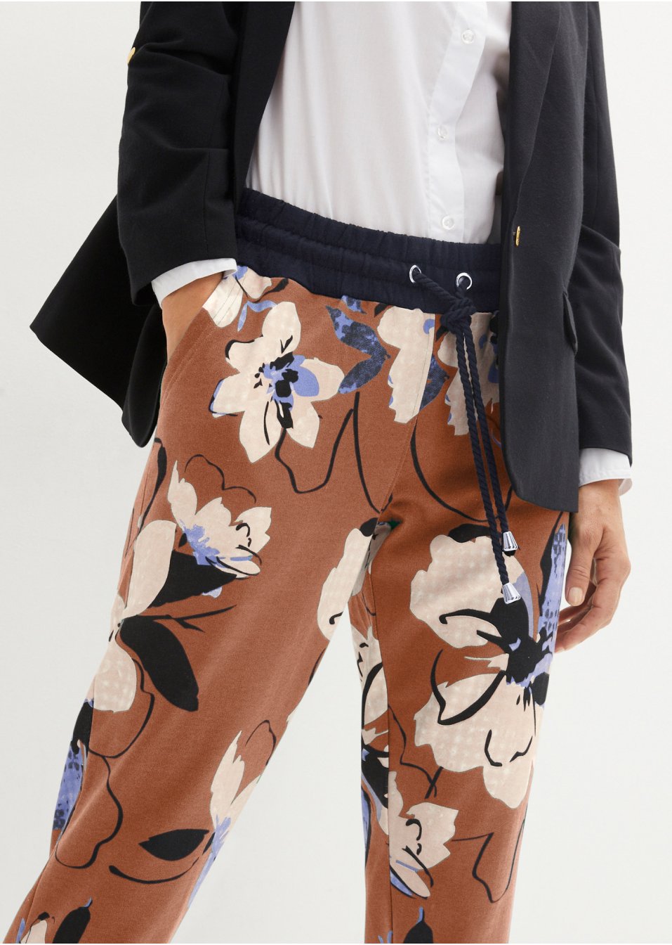 Pantalon sweat à imprimé floral