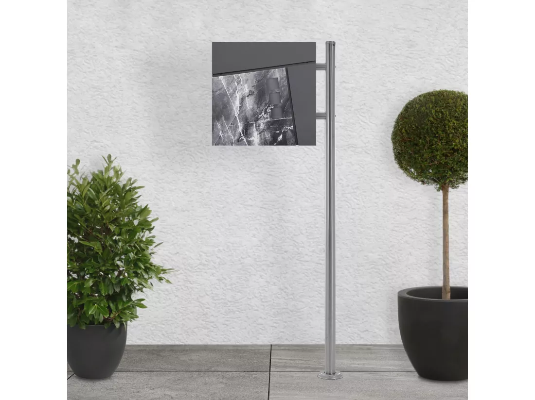 Boîte aux lettres anthracite/noir aspect marbre sur pied argent acier inoxydable