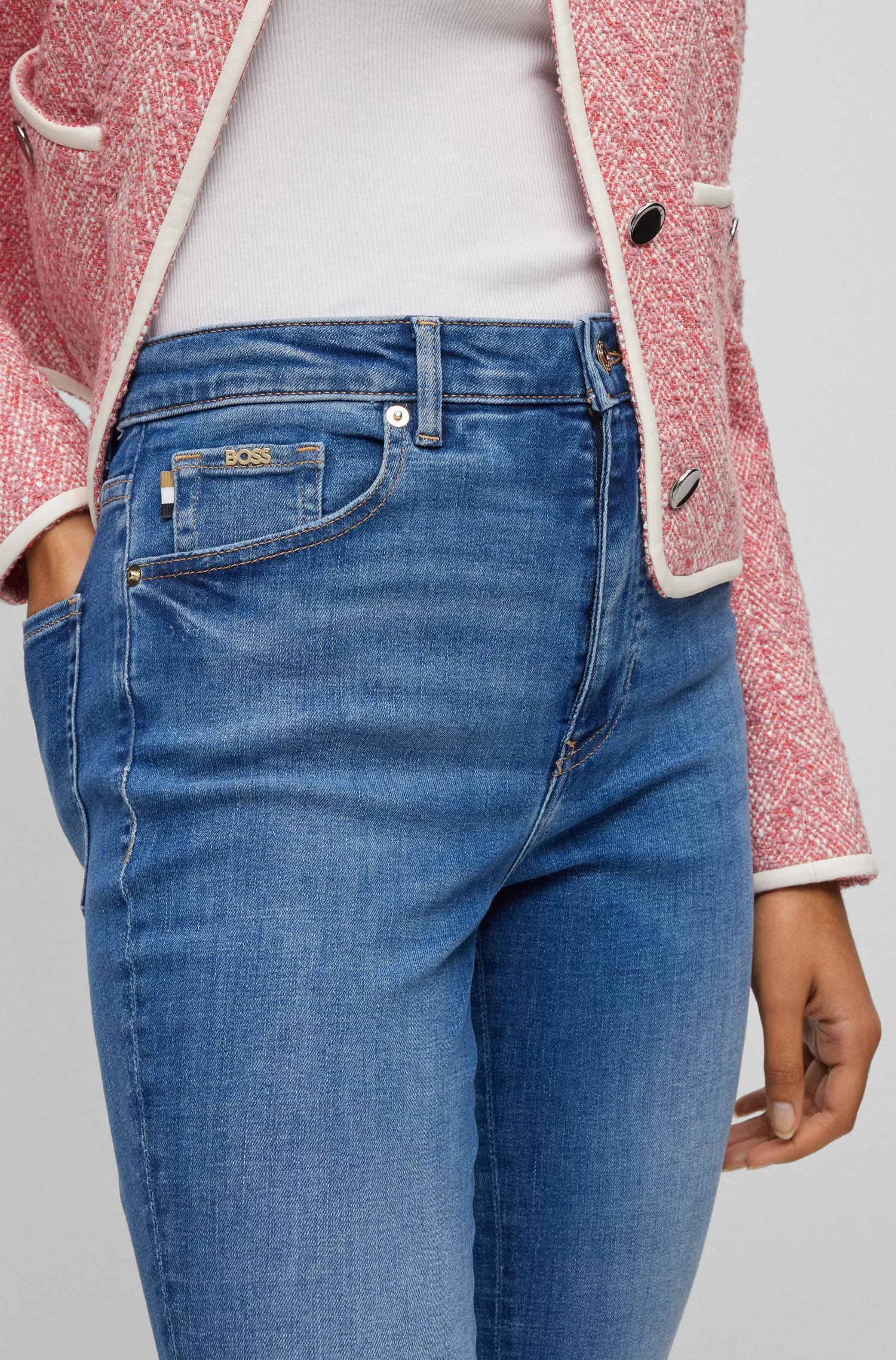 Calça jeans BOSS preta de cintura alta em denim super elástico azul