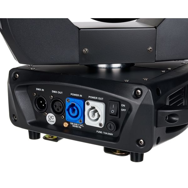 Eurolite LED TMH-X4 Zoom Wash Bundle