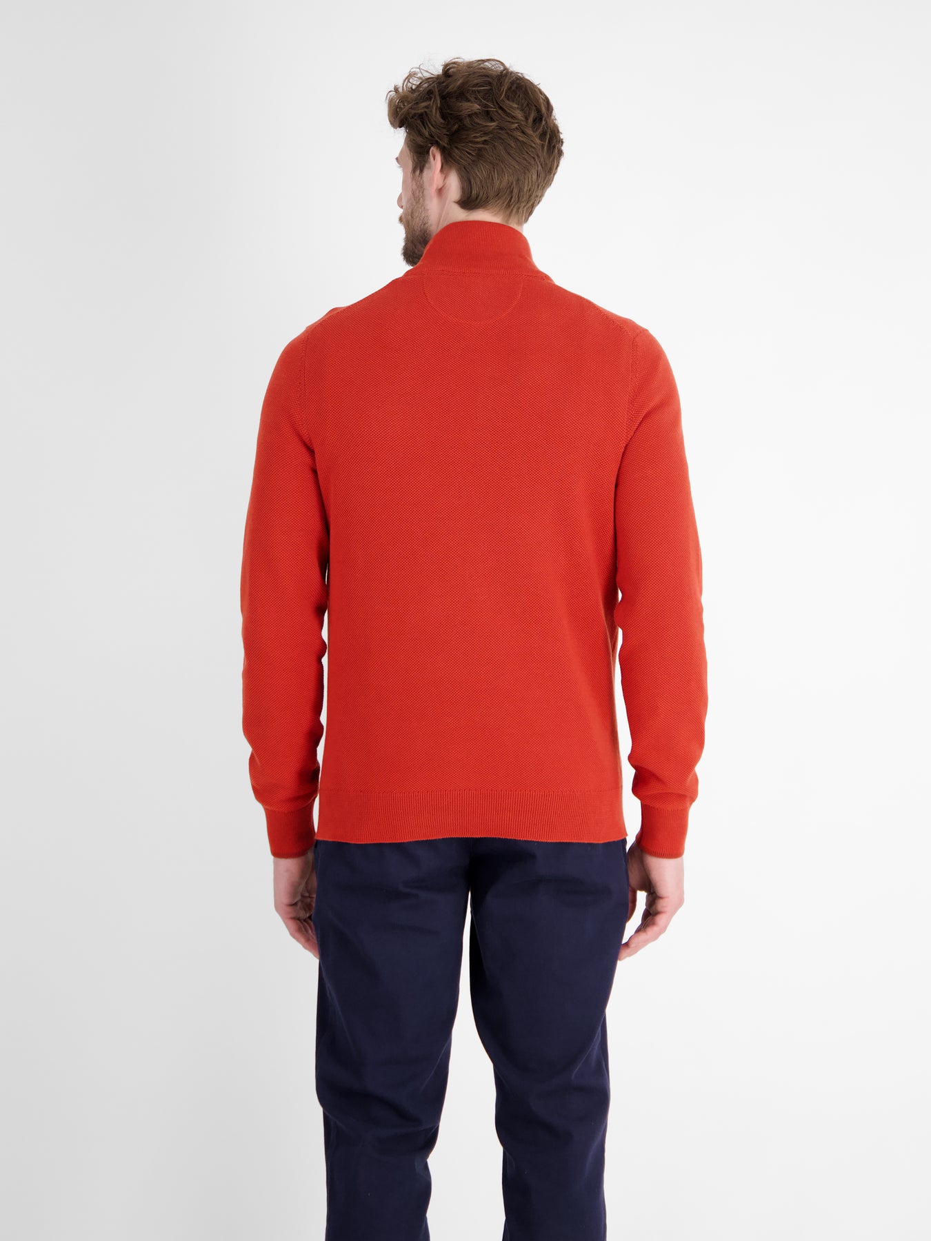 Herren Stricktroyer in lebendiger Optik