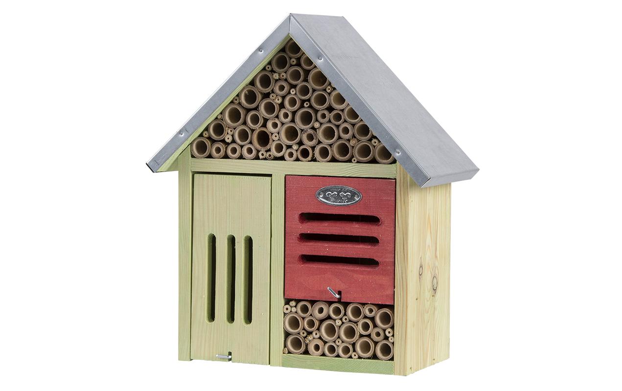 Insektenhotel LInsektenhaus auf Kiefernholz