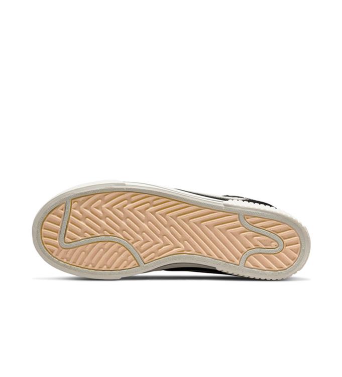 Nike Women Court Legacy Lift Sneakers