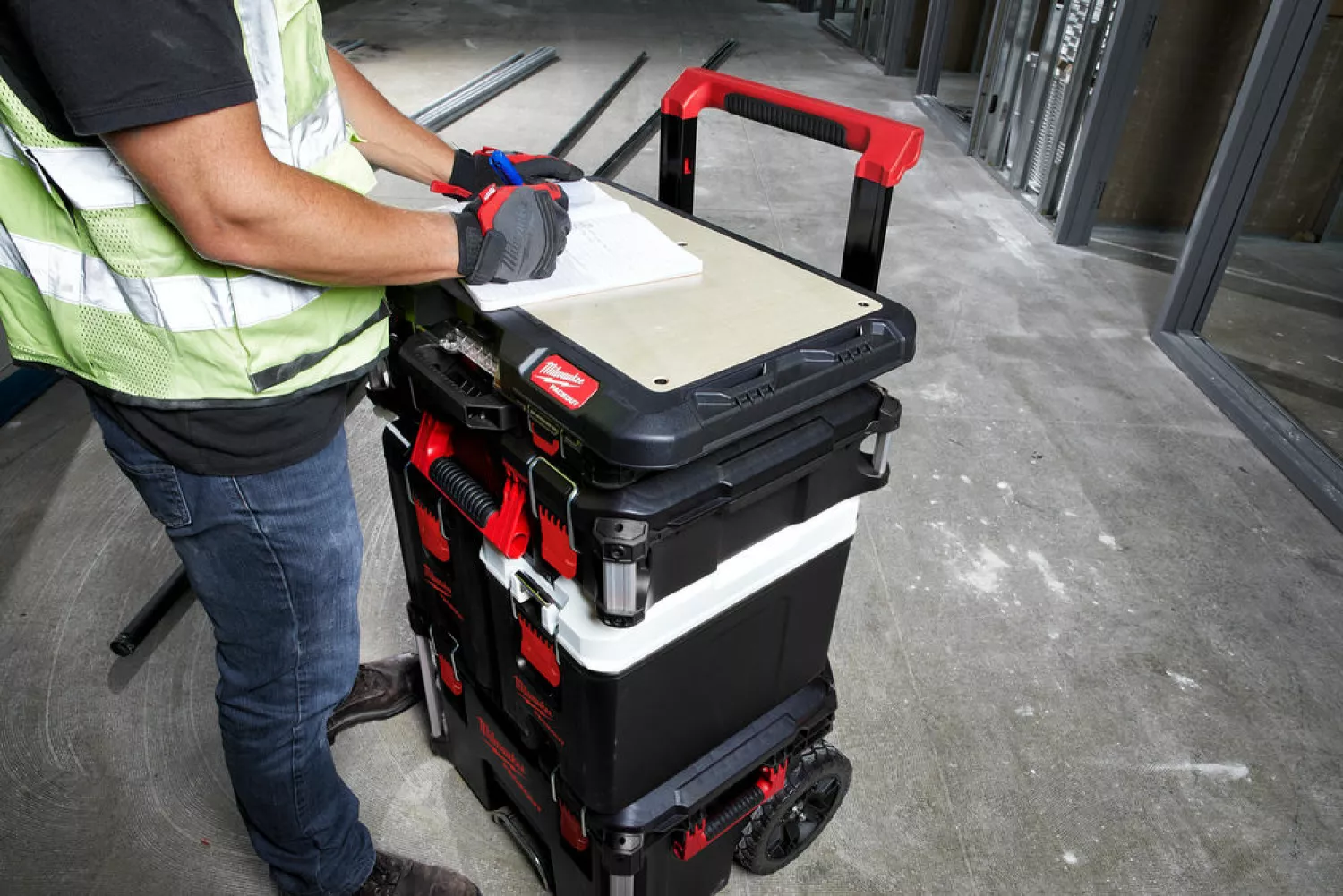 Milwaukee 4932472128 Packout aanpasbaar werkoppervlak - 60 x 650 x 380mm