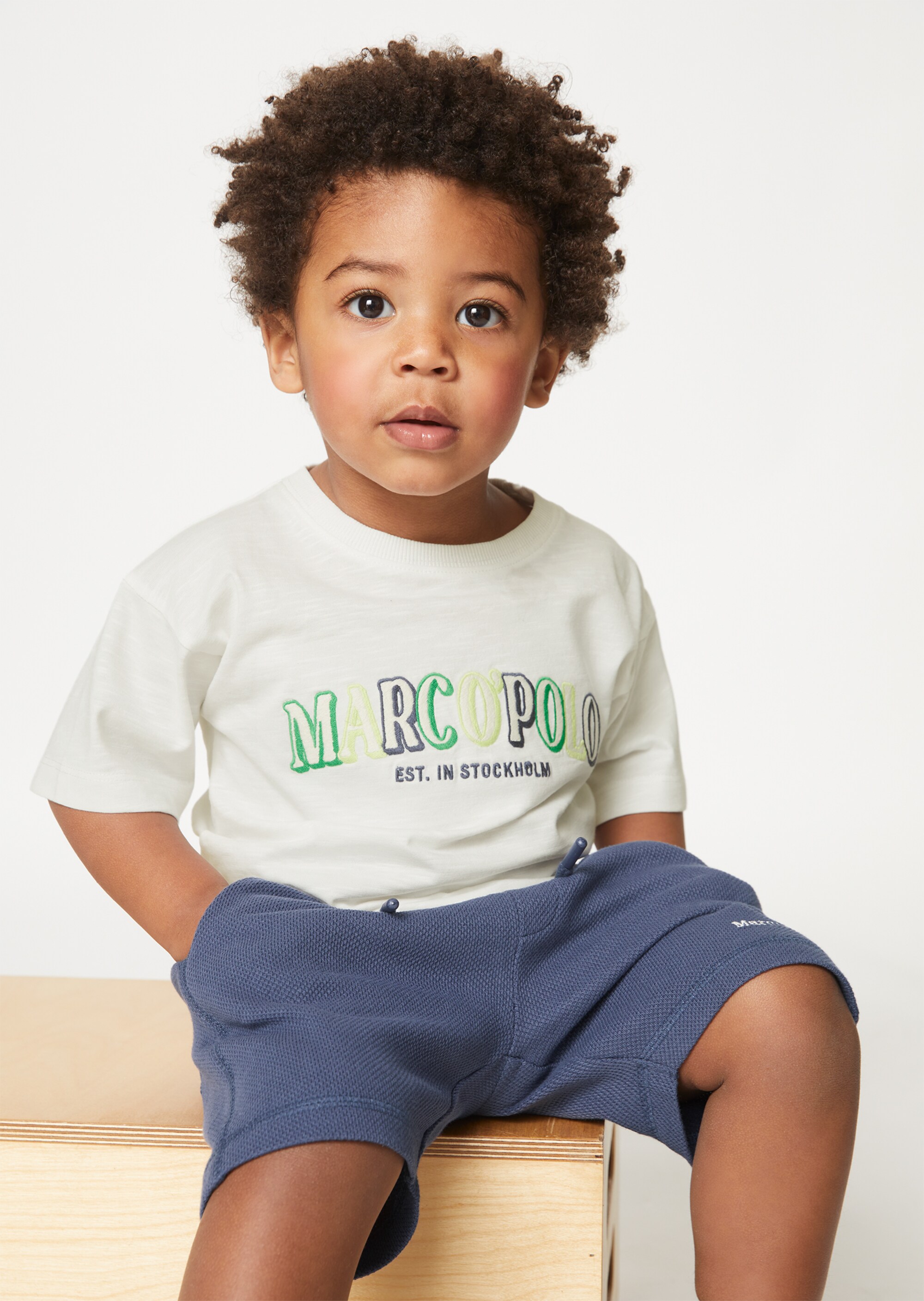 KIDS-BOYS T-Shirt mit Logo-Stickerei