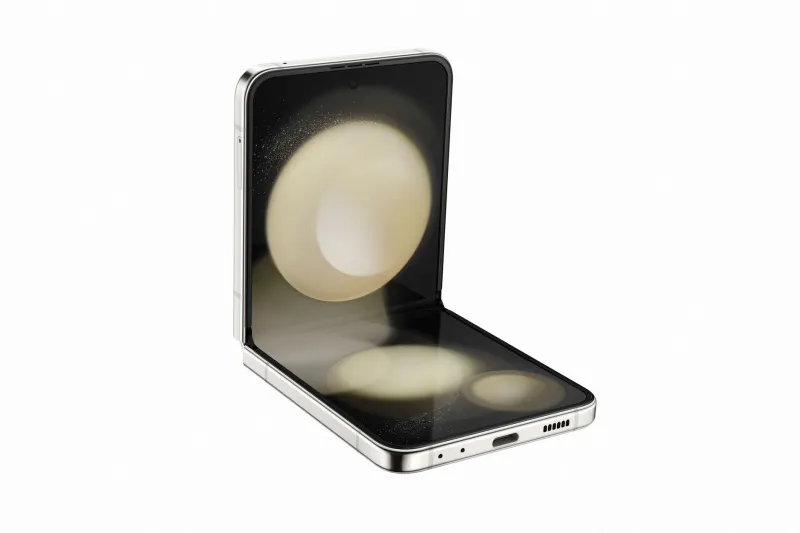 Samsung® | Galaxy Z Flip5 - 5G smartphone - 256GB - Beige