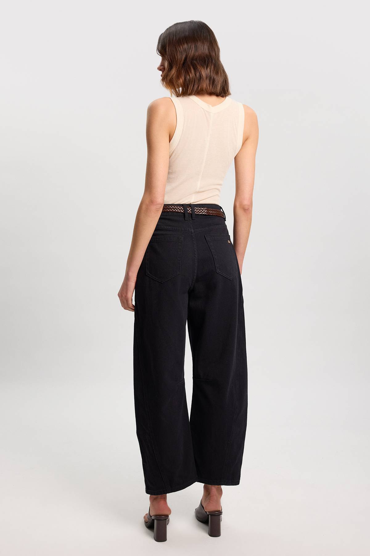KarenMillen Jean Jambe Tonneau En Denim Avec Ceinture