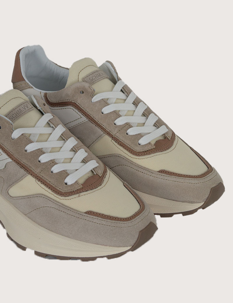 SCHMOOVE BASKETS RUNNING FIRE RUNNER GRIS BEIGE